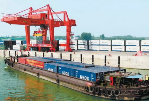 河南再開新精品航線，砂石運(yùn)輸直達(dá)長(zhǎng)江口