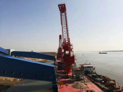 湖北一永久性砂石集并中心建成，總投資約2.5億元，年設(shè)計吞吐量360萬噸