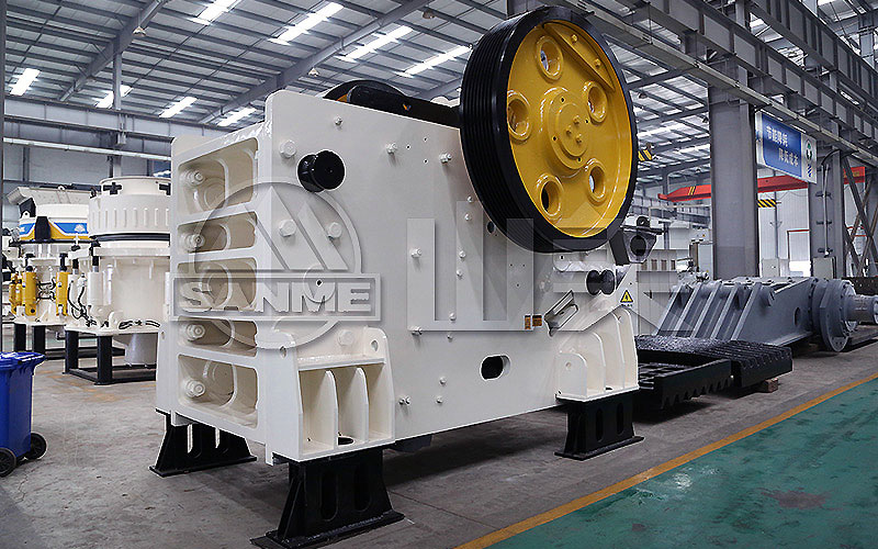 鄂式破碎機在石料生產線上有什么優(yōu)勢？