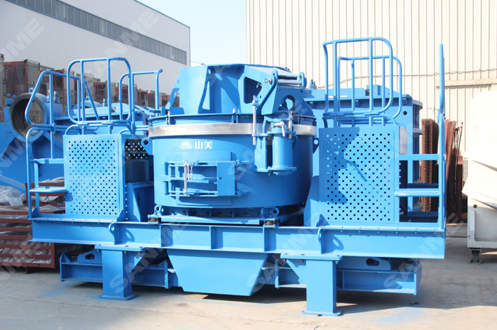 把粗砂加工成中、細(xì)沙用哪種機(jī)器？