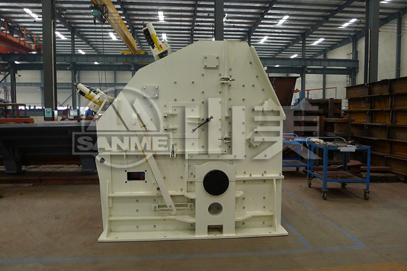 反擊式破碎機(jī)的保養(yǎng)需要注意哪些事項(xiàng)？