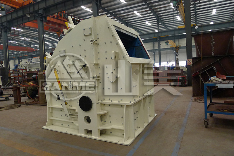 河卵石細(xì)碎用圓錐破碎機(jī)還是反擊破碎機(jī)？