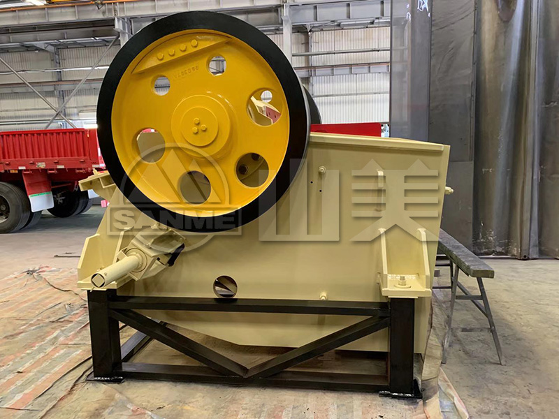 如何快速有效地解決顎式破碎機(jī)運(yùn)行故障的問題呢？