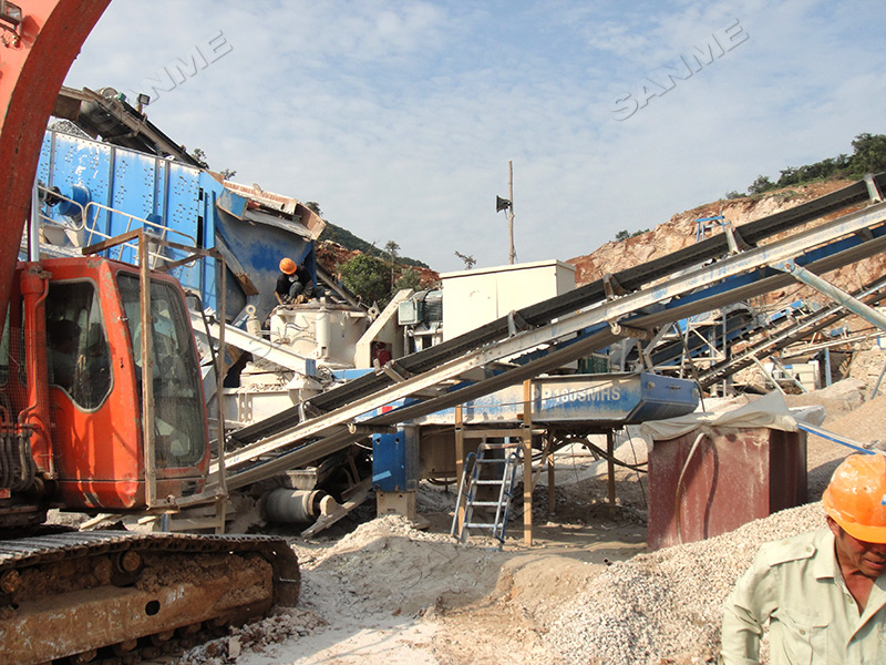 碎石生產(chǎn)線應(yīng)該選擇固定式還是移動式？