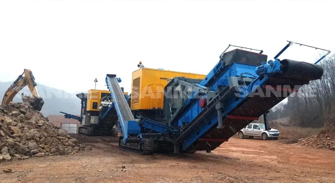 時(shí)產(chǎn)值近600萬(wàn)！山美移動(dòng)式破碎篩分一體站助力江蘇高碳鉻鐵礦破碎項(xiàng)目建設(shè)