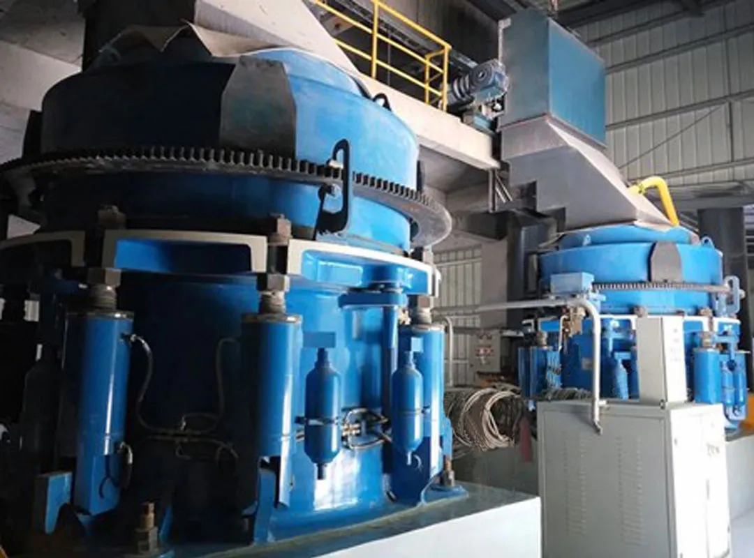 山美E-SMS歐星系列液壓圓錐破碎機(jī)施工現(xiàn)場（二）